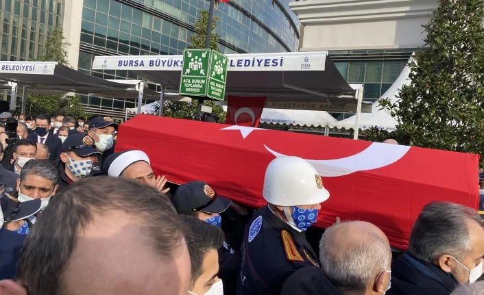 Bursa'da görev şehidi 4 itfaiyeci gözyaşlarıyla son yolculuğuna uğurlandı