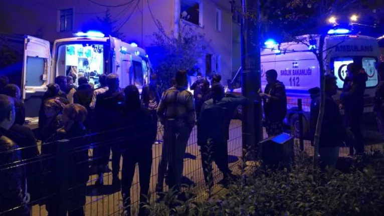 Bursa'da iki grubun kavgasında baba ve 2 oğlu bıçaklandı