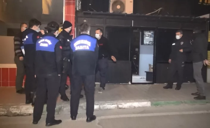 Bursa'da internet kafeye polis baskını