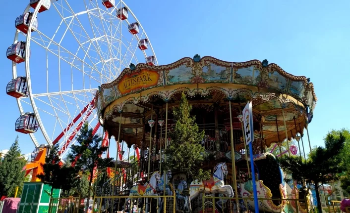 Bursa'da Lunapark hayalet parka döndü