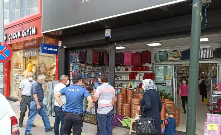 Bursa'da maske takmayanlara ceza yağdı