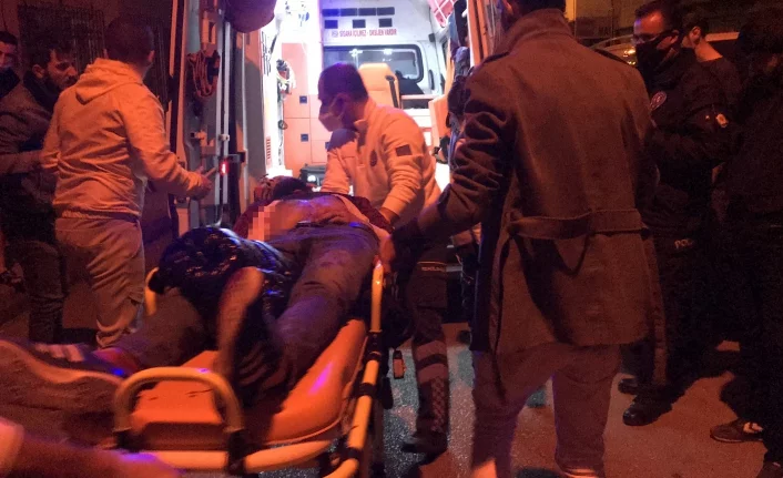 Bursa'da 'ne bakıyorsun' tartışması silahlı kavgaya dönüştü: 1'i ağır 2 yaralı