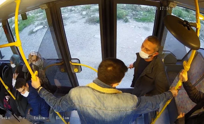 Bursa'da otobüste taciz skandalı saniye saniye kamerada!