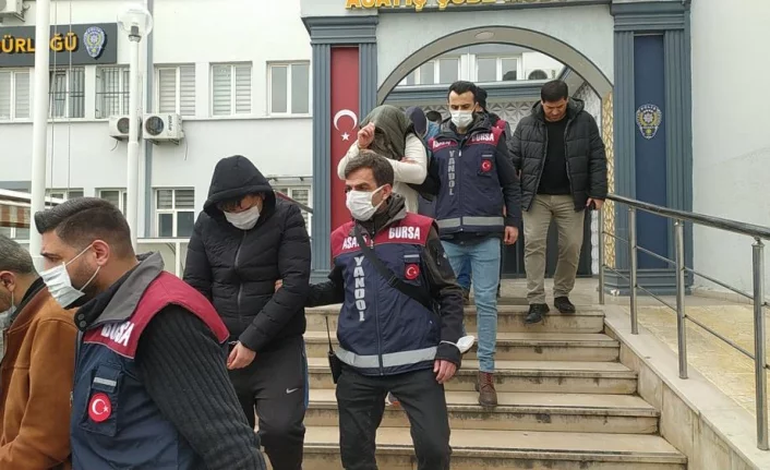 Bursa'da sahte savcılardan 28 Bin Euro'luk vurgun