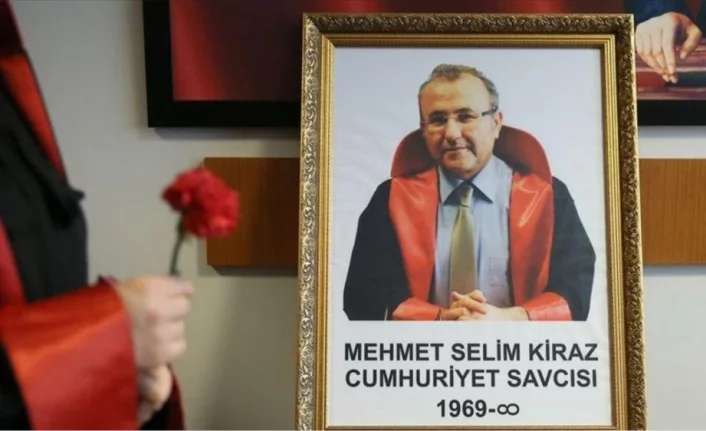 Bursa'da Savcılar Mehmet Selim Kiraz'ı unutmadı