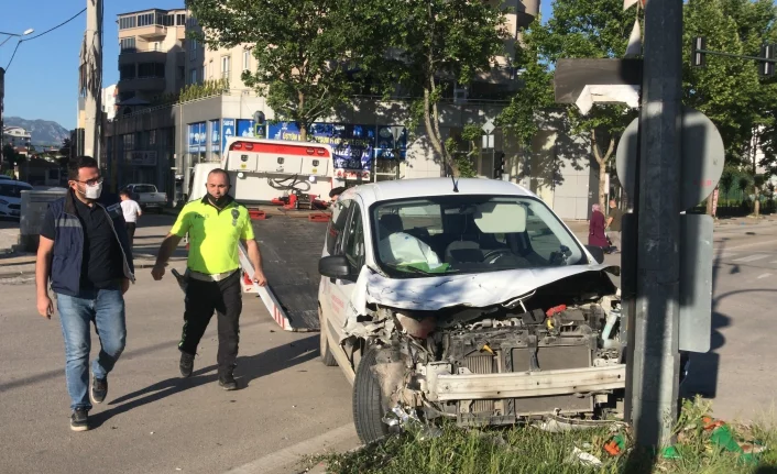 Bursa'da sokağa çıkma kısıtlamasında garip kaza!