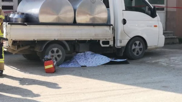 Bursa'da süt toplanan kamyonetin çarpmasıyla öldü