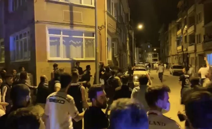 Bursa'da taraftarlar birbirine girdi, olaya çok sayıda polis müdahale etti