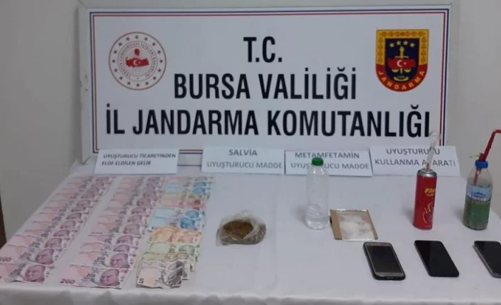 Bursa'da uyuşturucu operasyonu; 3 gözaltı