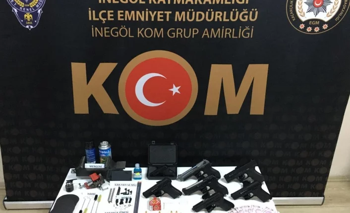 Bursa'da uyuşturucu ve silah operasyonu