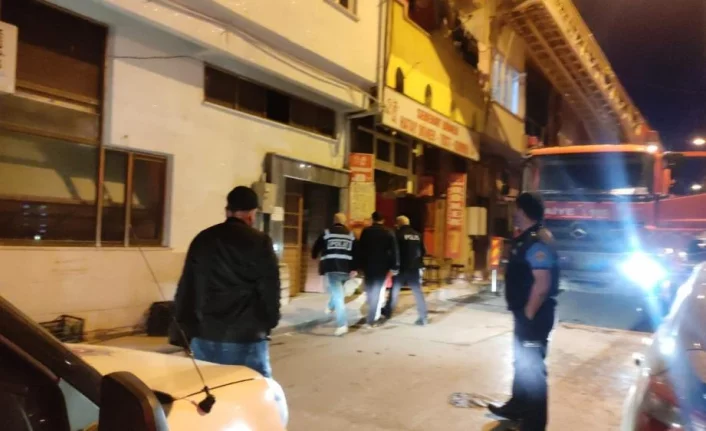 Bursa'da uyuyakalan kadın itfaiye ve polisi alarma geçirdi