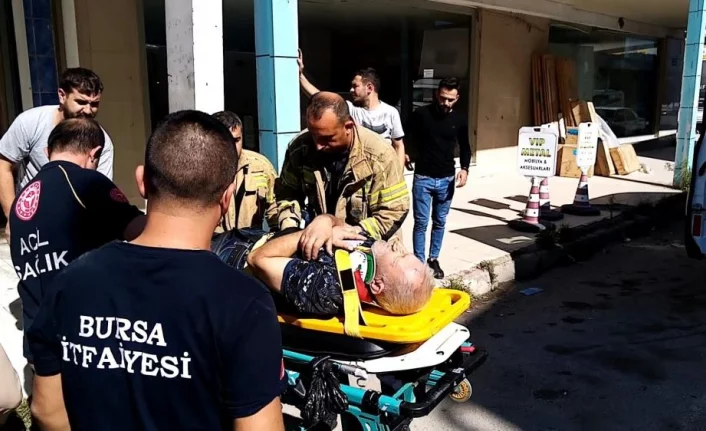 Bursa'da yük asansörü düştü; 1 ağır yaralı