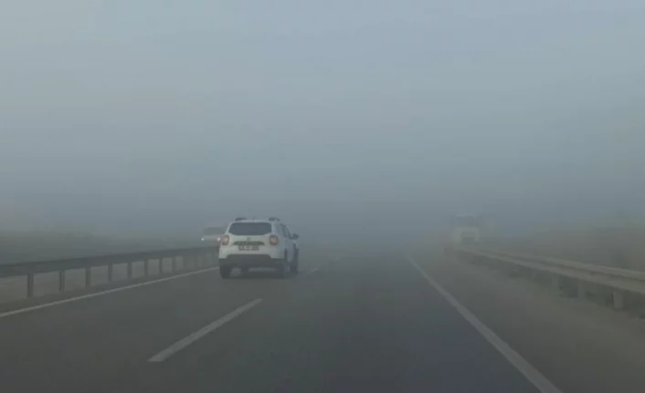 Bursa-İzmir yolunda yoğun sis