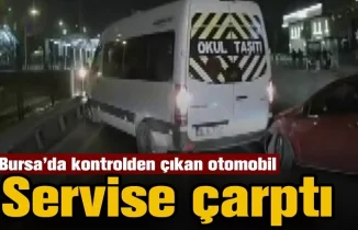 Bursa’da kontrolden çıkan otomobil servise çarptı