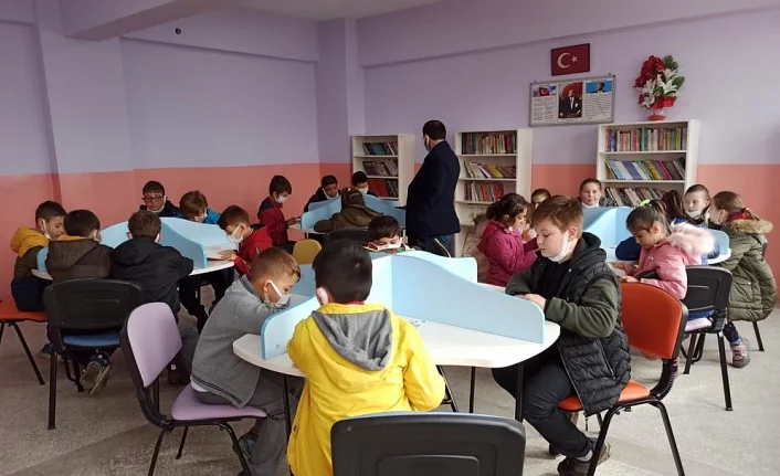 Bursa’da okul kütüphanelerindeki kitap sayısı 3,5 milyona yaklaştı