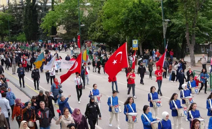 Bursa’da 19 Mayıs coşkuyla kutlandı