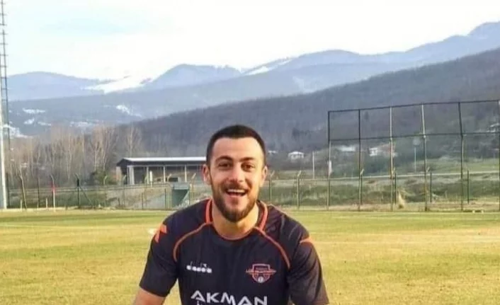 Bursa’da 27 yaşındaki futbolcu kalbine yenik düştü
