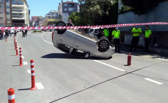 Bursa’da otomobil takla attı: 2 yaralı