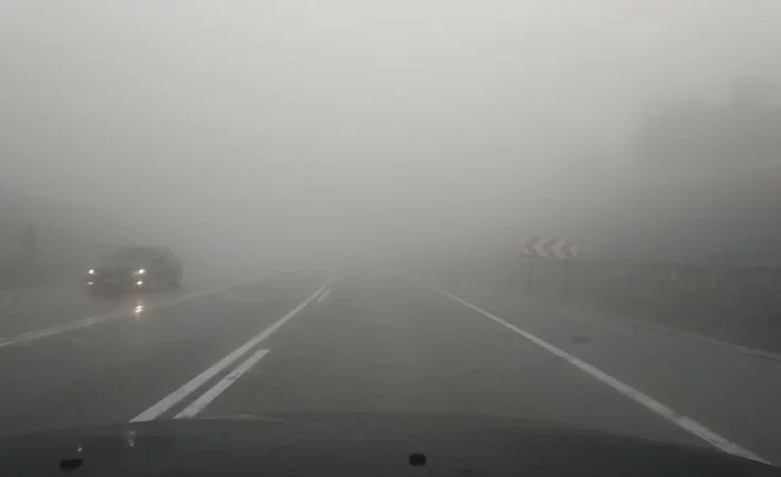 Bursa’da sis ve sağanak etkili oluyor