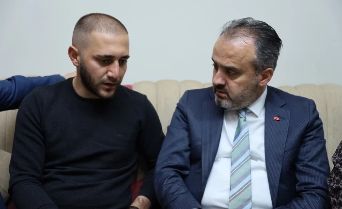 Bursalı İdlib Gazisi yaşadıklarını Başkan Aktaş'a anlattı