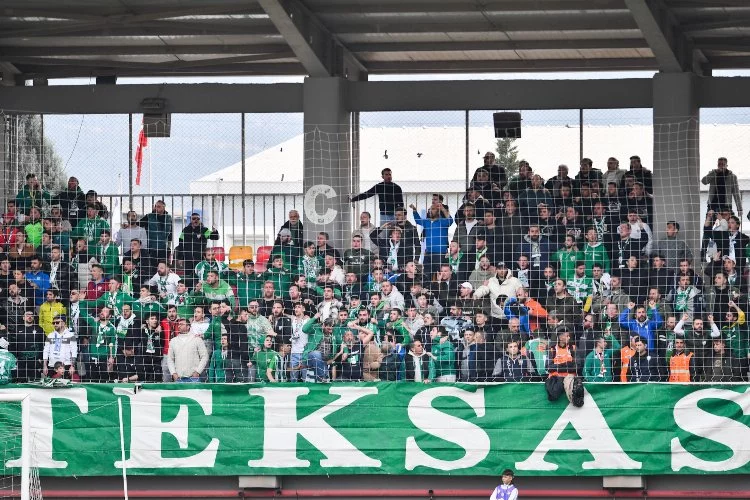 Bursaspor’a deplasmanda seyircisiz oynama cezası verildi   