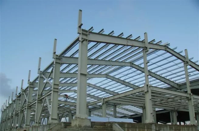 Çelik kontrüksiyon çatı yaptırılacak