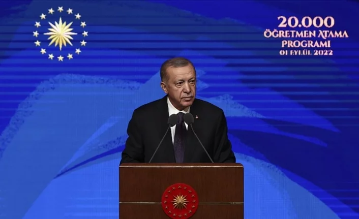 Cumhurbaşkanı Erdoğan: Eğitimi gündelik siyasete meze yapmak, öğretmenlerimizi kışkırtmak doğru yaklaşım değildir