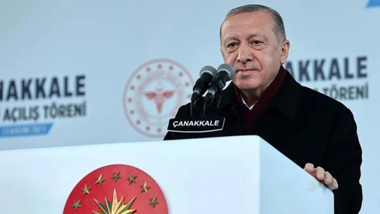 Cumhurbaşkanı Erdoğan: O yumrukları millete değil gücünüz yetiyorsa bize savurun