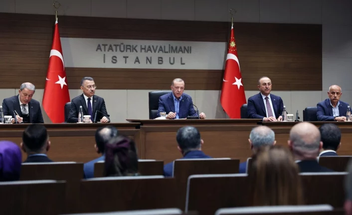 Cumhurbaşkanı Erdoğan: Taksim'deki patlamada terör kokusu var