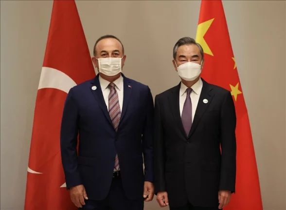 Dışişleri Bakanı Çavuşoğlu, Çinli mevkidaşı Vang Yi ile görüştü