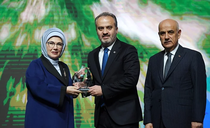 Emine Erdoğan'dan Bursa'ya ödül!
