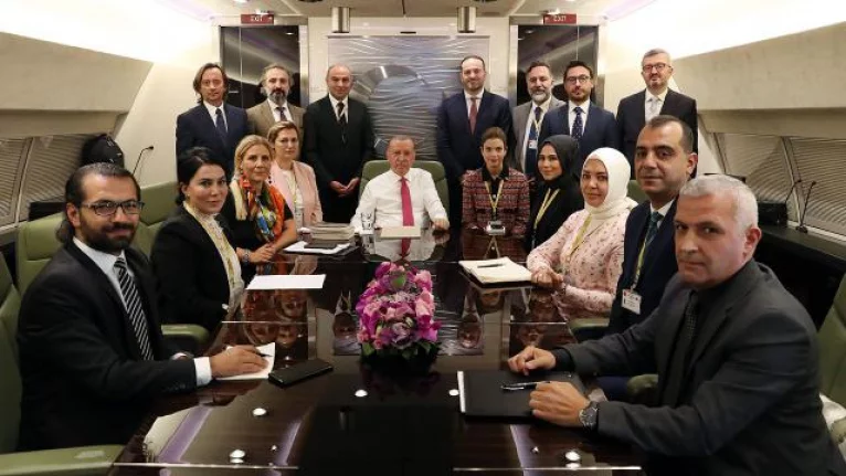 Erdoğan'dan 10 büyükelçiye: Türkiye’ye ders vermek haddinize mi?