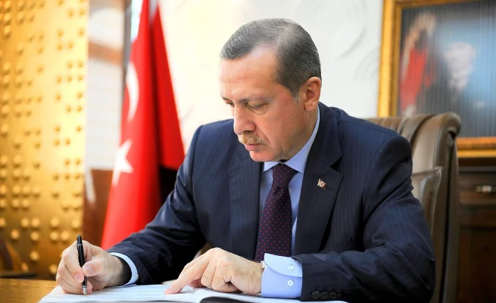 Erdoğan imzaladı! Ayasofya ibadete açıldı...