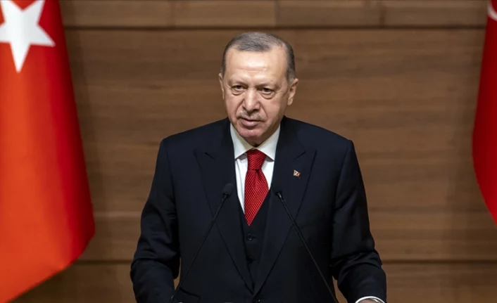 Erdoğan: “Kendini bilen, tarihini bilen gençler yetiştirmeden geleceğimize güvenle bakamayız”