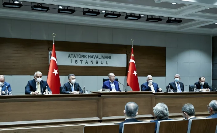 Erdoğan: “Türkiye kimsenin kapı kulu değildir”