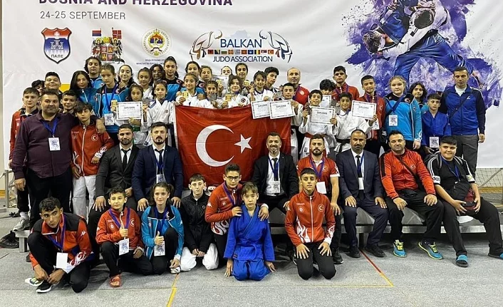 Gemlikli judocular Bosna’dan madalya ile döndü