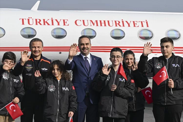 Gezeravcı, "Türkiye, hak ettiği şekilde uzaydaki çalışmalardan pay alacak"   