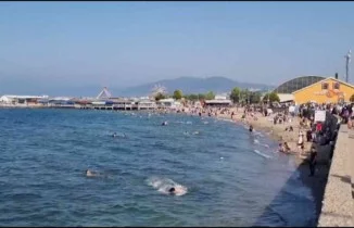 Günübirlikçiler Mudanya’da denize akın etti