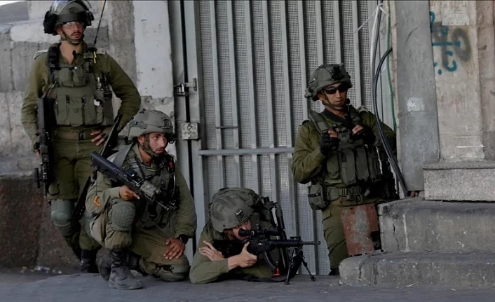 İsrail güçleri işgal altındaki Cenin'e baskın düzenledi