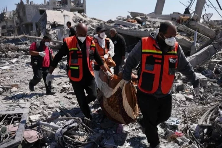 İsrail'in 196 gündür saldırılarını sürdürdüğü Gazze'de can kaybı 34 bini aştı