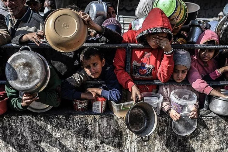 Kızılhaç: İnsani durumun "felaketin ötesinde" olduğu Gazze'deki açlık insanları çaresiz bırakıyor