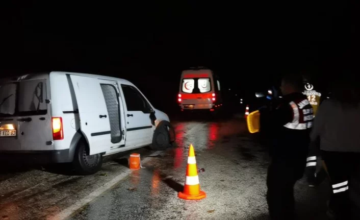 Kontolden çıkan araç yamaca çarpıp 40 metre sürüklendi: 1 ölü