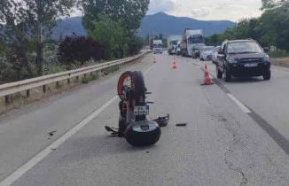Motosiklet sürücüsü ölümden döndü