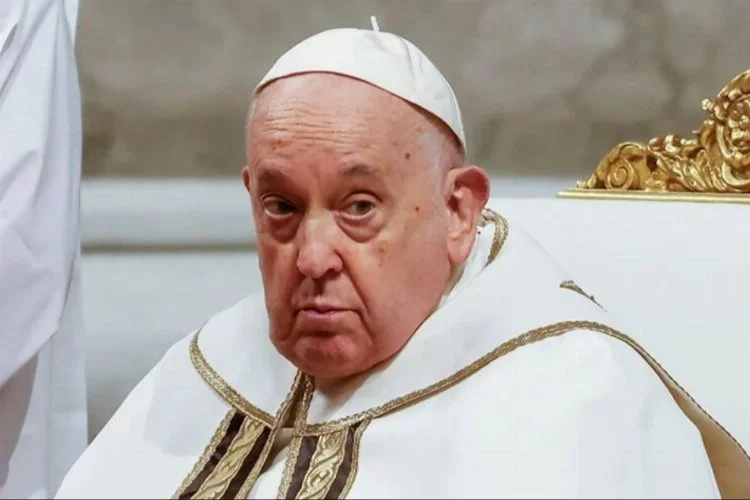Papa'dan Orta Doğu'da diyalog ve diplomasi yollarının izlenmesi çağrısı
