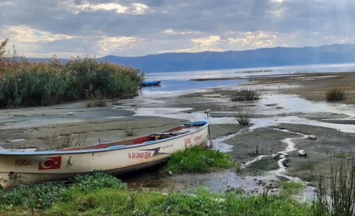 DSİ, kuraklık nedeniyle risk altında olan gölden su alınmasını kısıtladı: İznik Gölü için ilk müdahale!