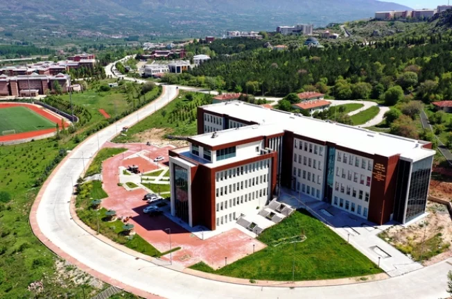 Tokat Gaziosmanpaşa Üniversitesi Sözleşmeli Personel alım ilanı
