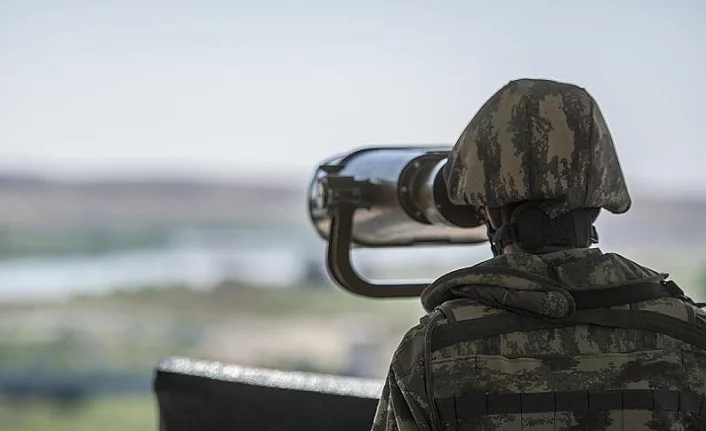 Türkiye'ye girmeye çalışan PYD/PKK'lı terörist yakalandı