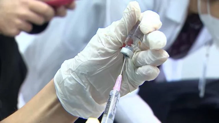 Türkiye'de uygulanan aşı sayısı 10 milyonu geçti