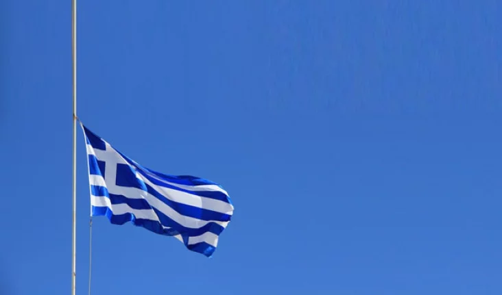 Yunanistan yasta!